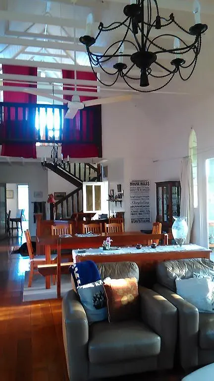 Bed & Breakfast The Old Church Bed And Breakfast Boonah